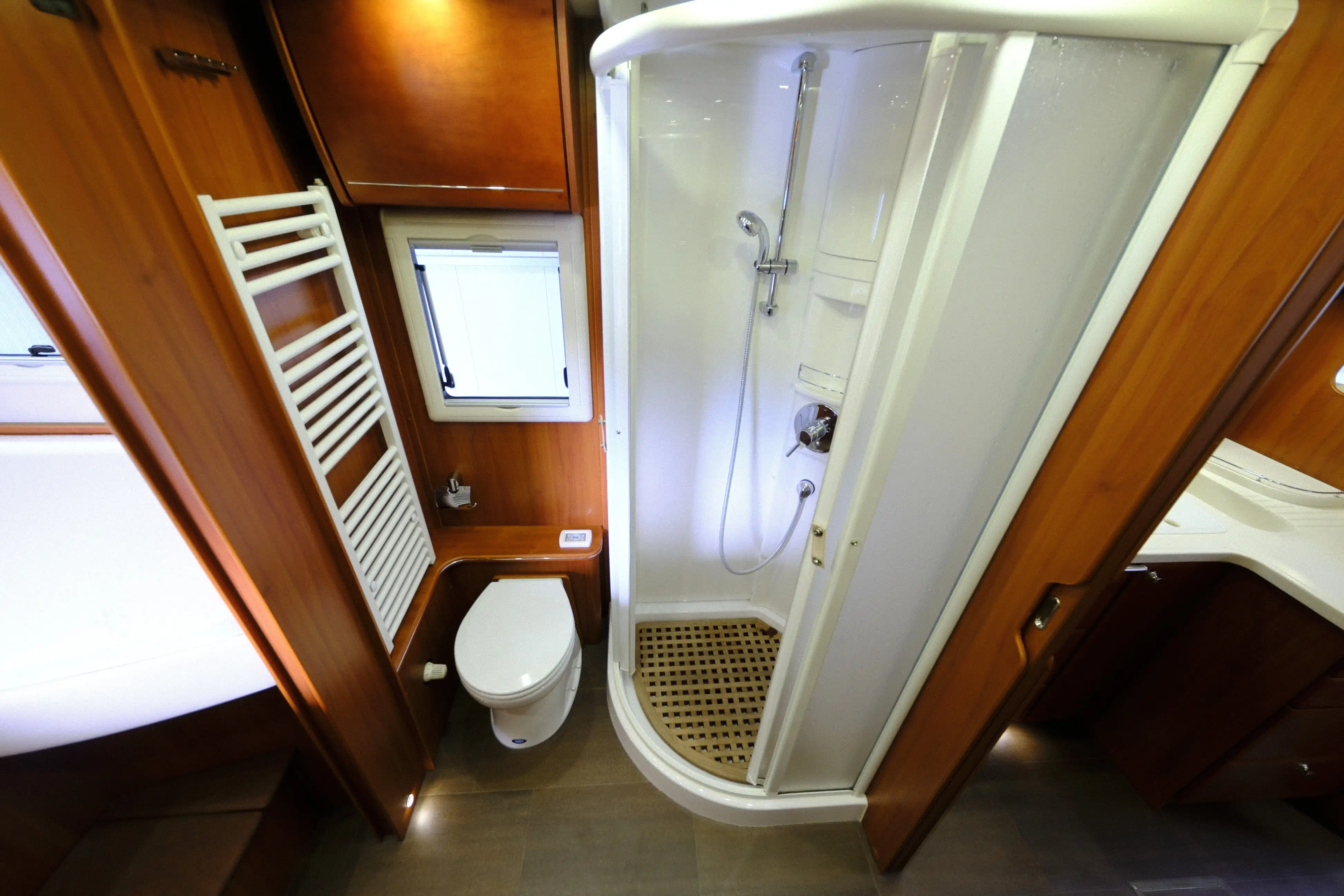CONCORDE Liner Plus 890 L